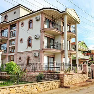 Stone Hill Ayvalı